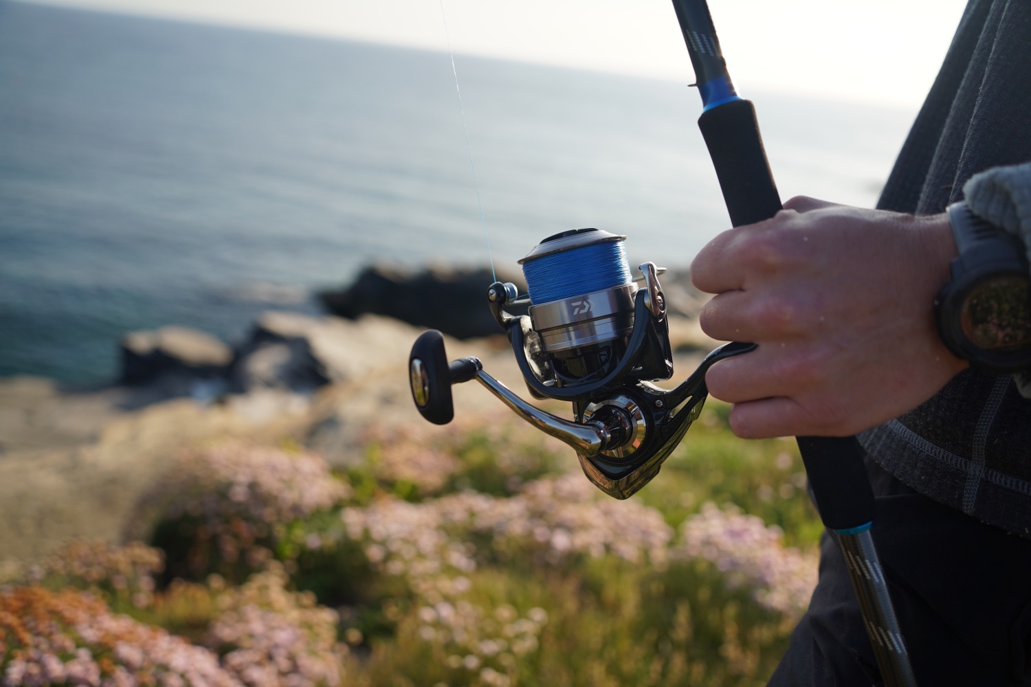 HOW TO SET UP A SPINCASTING RIG FOR PINK SALMON FISHING